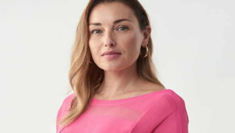 Knits: The Versatile Wardrobe Staple You Can Wear All Year-Nicola Ross