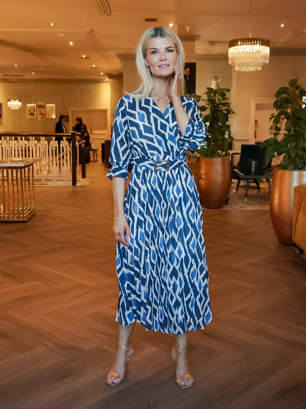 positano midi dress Kate & Pippa Positano Midi Dress In Navy Print – Nicola Ross
