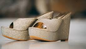 How to choose the right mother of the bride shoes? - Nicola Ross Naas