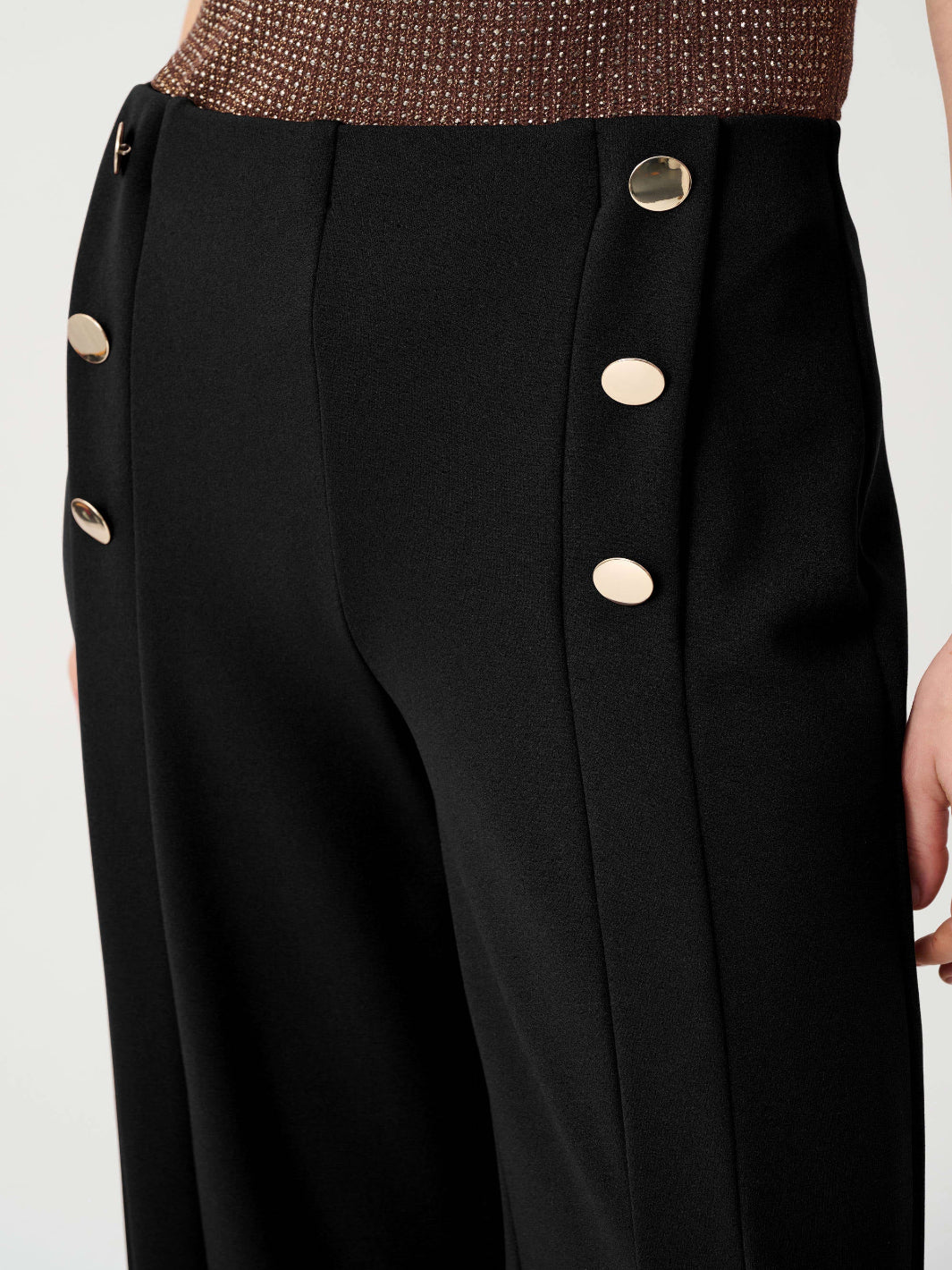 Joseph Ribkoff Wide-Leg Button Detail Trousers In Black 264087