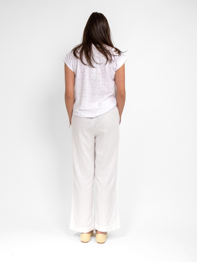 Freequent Linen Ankle-Lenght Trousers In White-Nicola Ross
