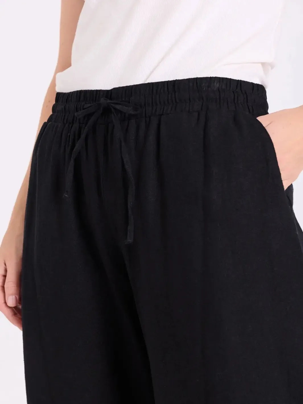 Freequent Linen Trousers In Black 124620-Nicola Ross
