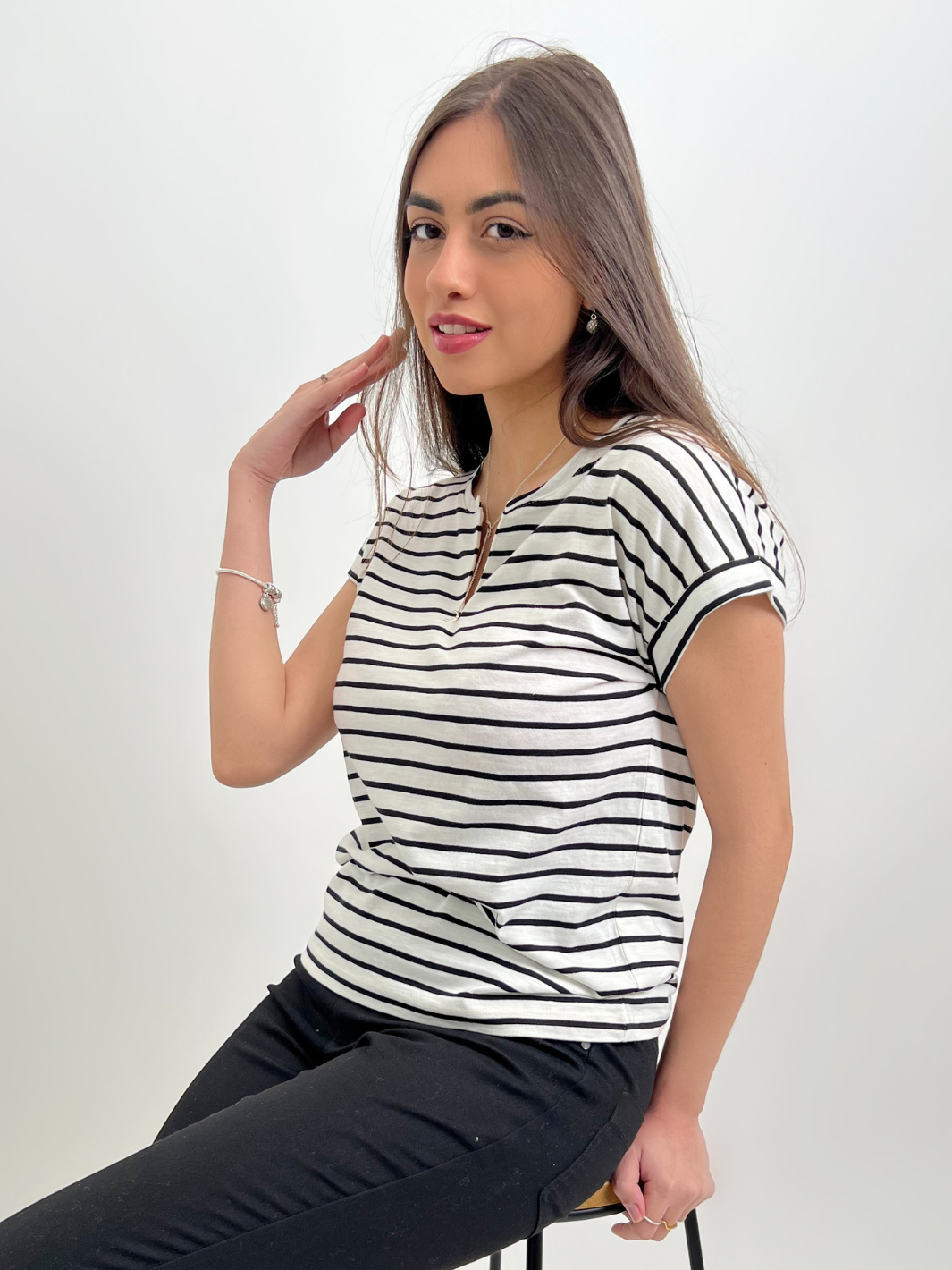 Freequent top black stripe short sleeves