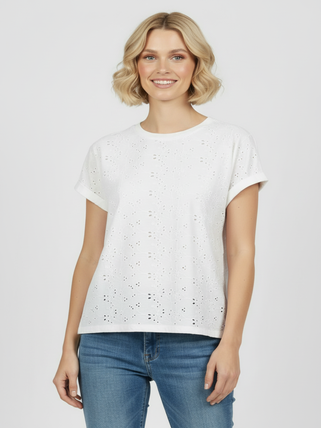 Freequent T-Shirt In White Floral 126782-Nicola Ross