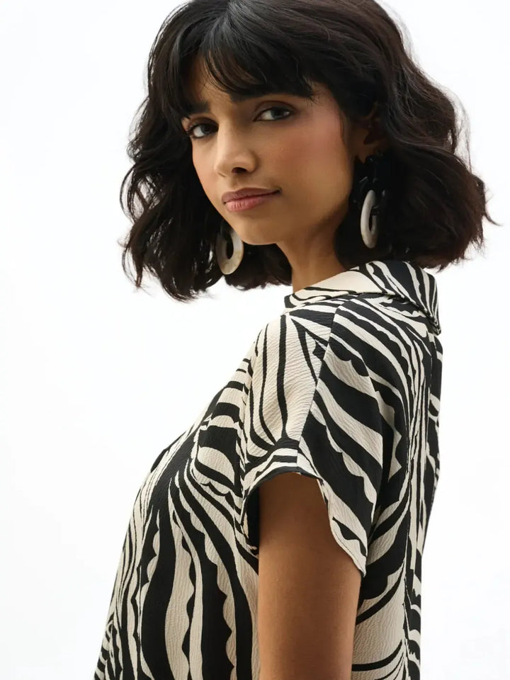Joseph Ribkoff Abstract V Neck Top In Black/Moonstone 262255-Nicola Ross