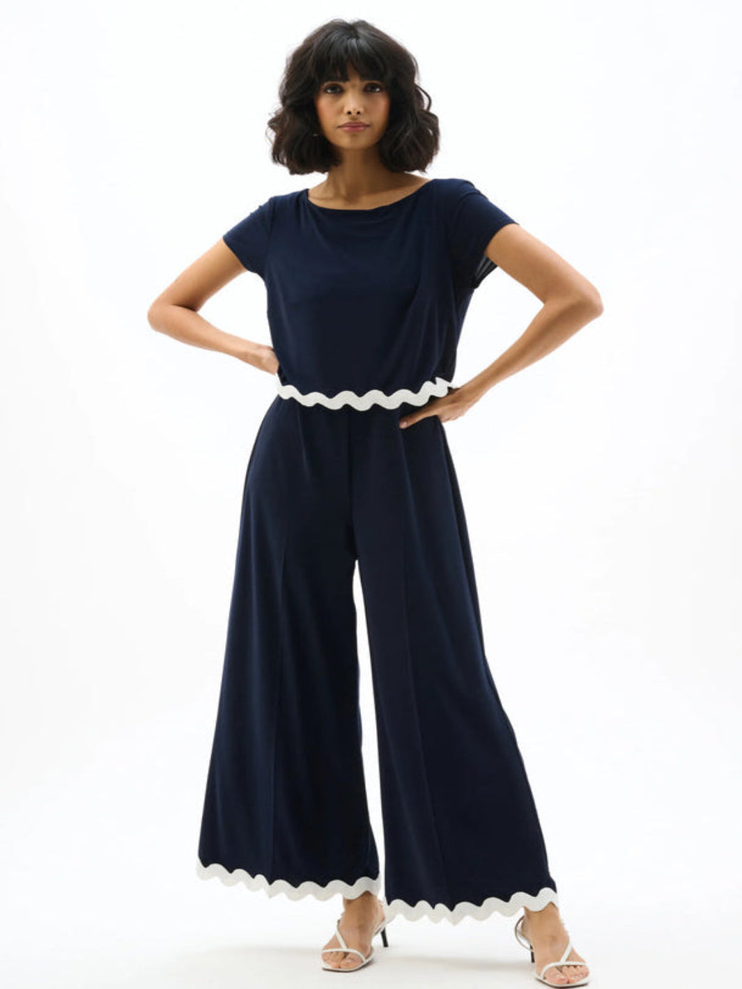 Joseph Ribkoff Cropped Jumpsuit In Midnight Blue/Vanilla 262144X
