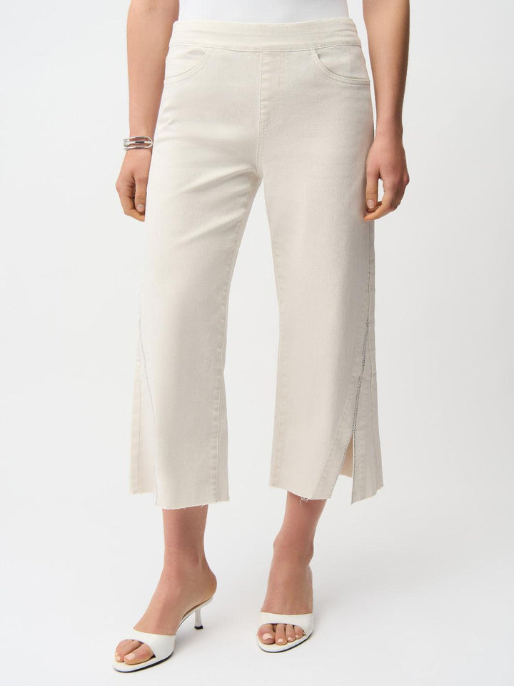 Joseph Ribkoff Cropped Mid-rise Trousers In Birch 261971-Nicola Ross