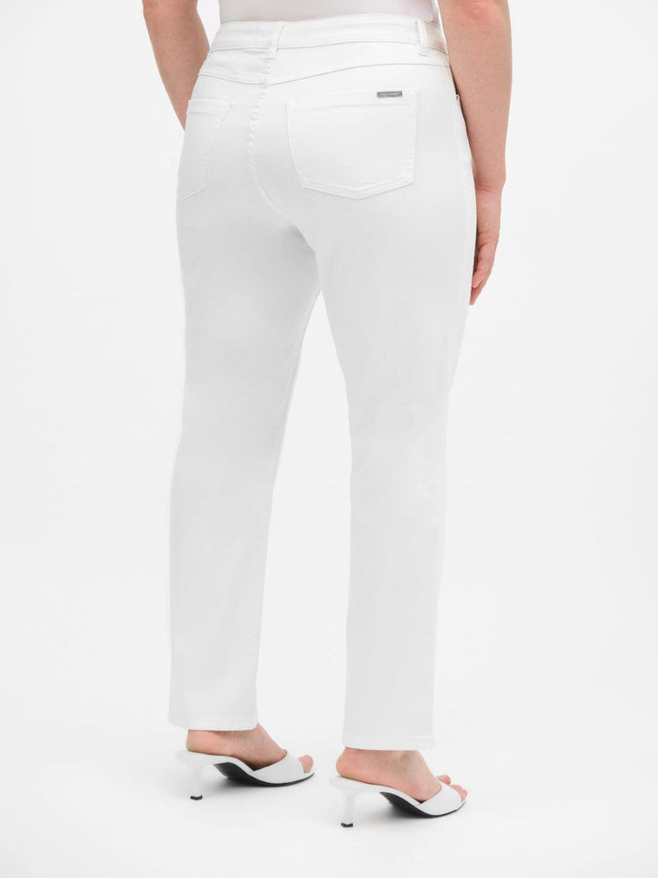 Joseph Ribkoff Mid-Rise Casual Jeans In Off White 251966X-Nicola Ross