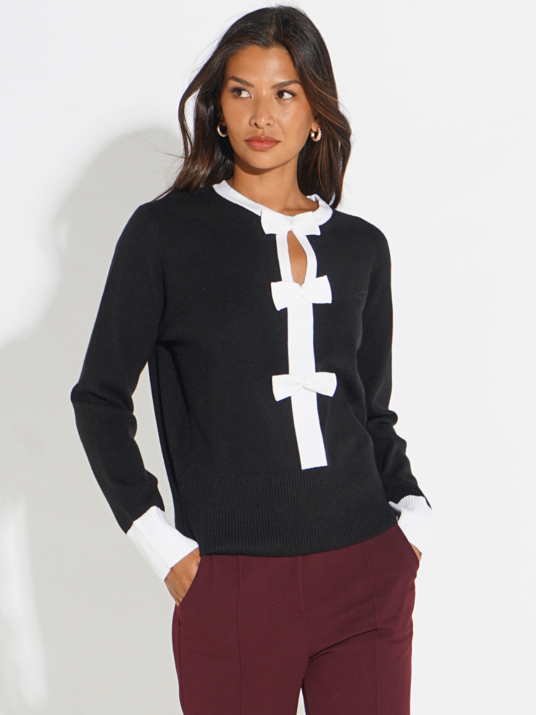 Kate & Pippa Aspen Bow Knit In Black-Nicola Ross