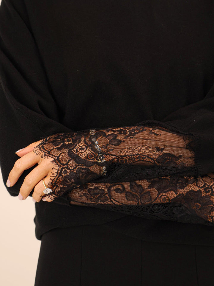 Kate & Pippa Blakely Lace Knit In Black-Nicola Ross