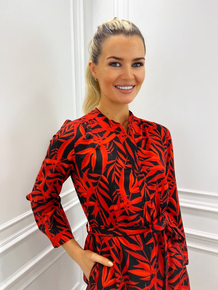 Kate & Pippa Capri Dress AW22 - Black / Red Leaf-Nicola Ross