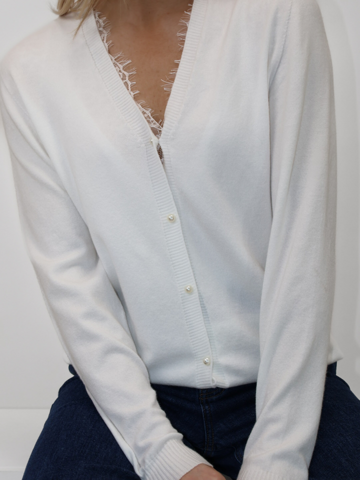 Kate & Pippa Carly Cardigan In White-Nicola Ross