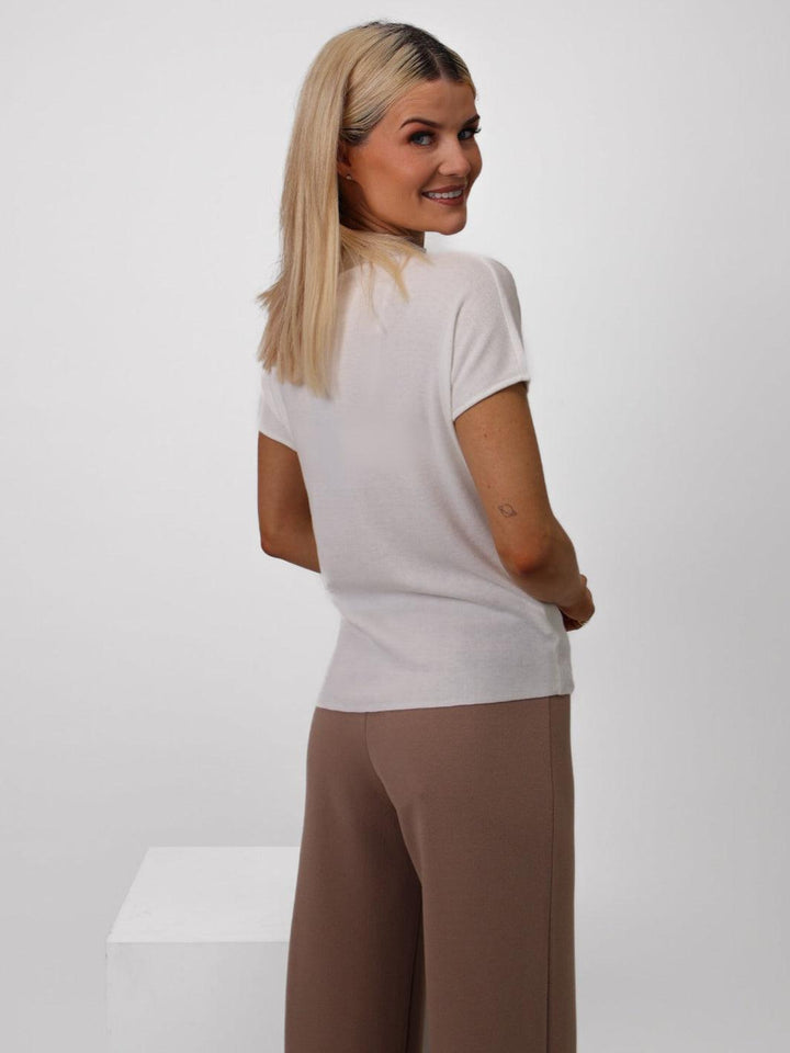 Kate & Pippa Dana Knitted Top In White-Nicola Ross