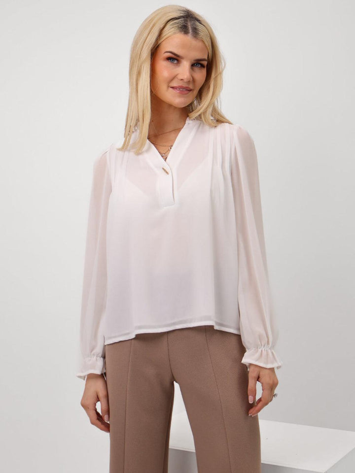 Kate & Pippa Heidi Top In White-Nicola Ross