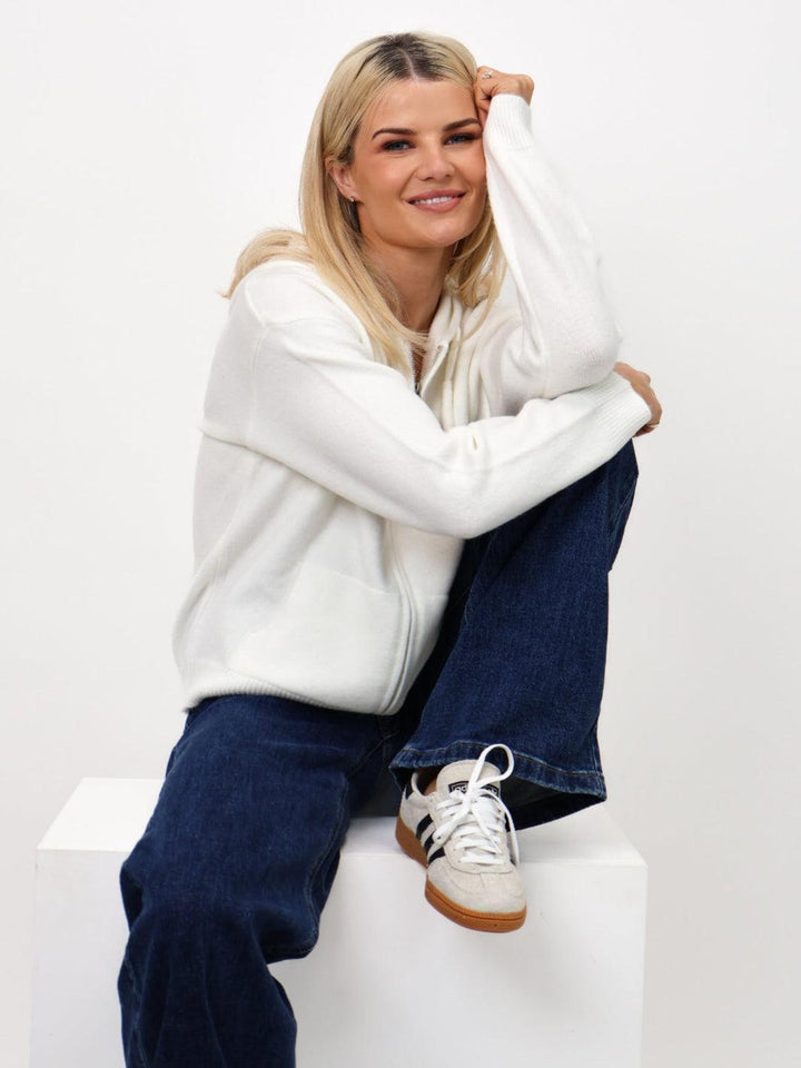 Kate & Pippa Hope Jumper In White-Nicola Ross