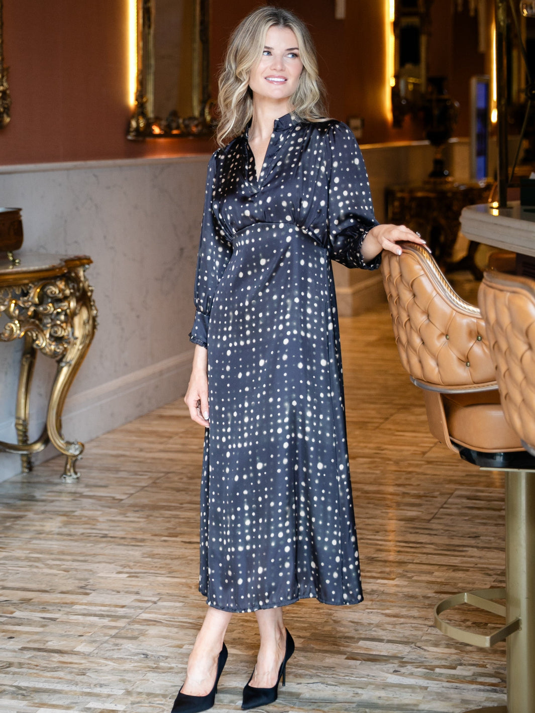 Kate & Pippa Kimber Midi Dress In Black-Nicola Ross