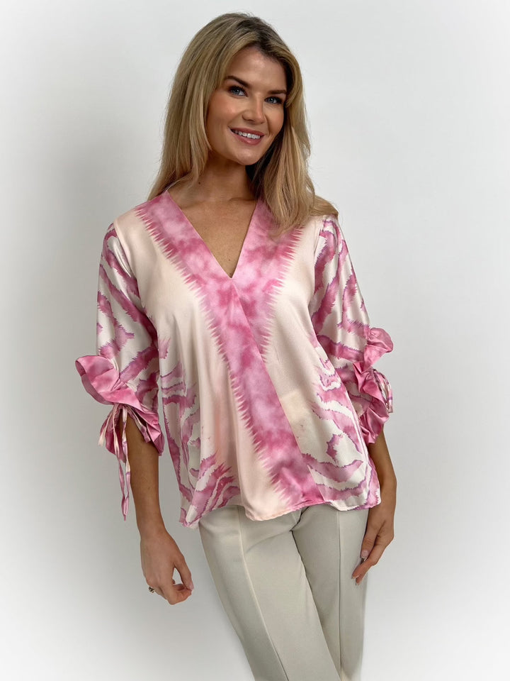 Kate & Pippa Maria Top In Light Pink Print-Nicola Ross