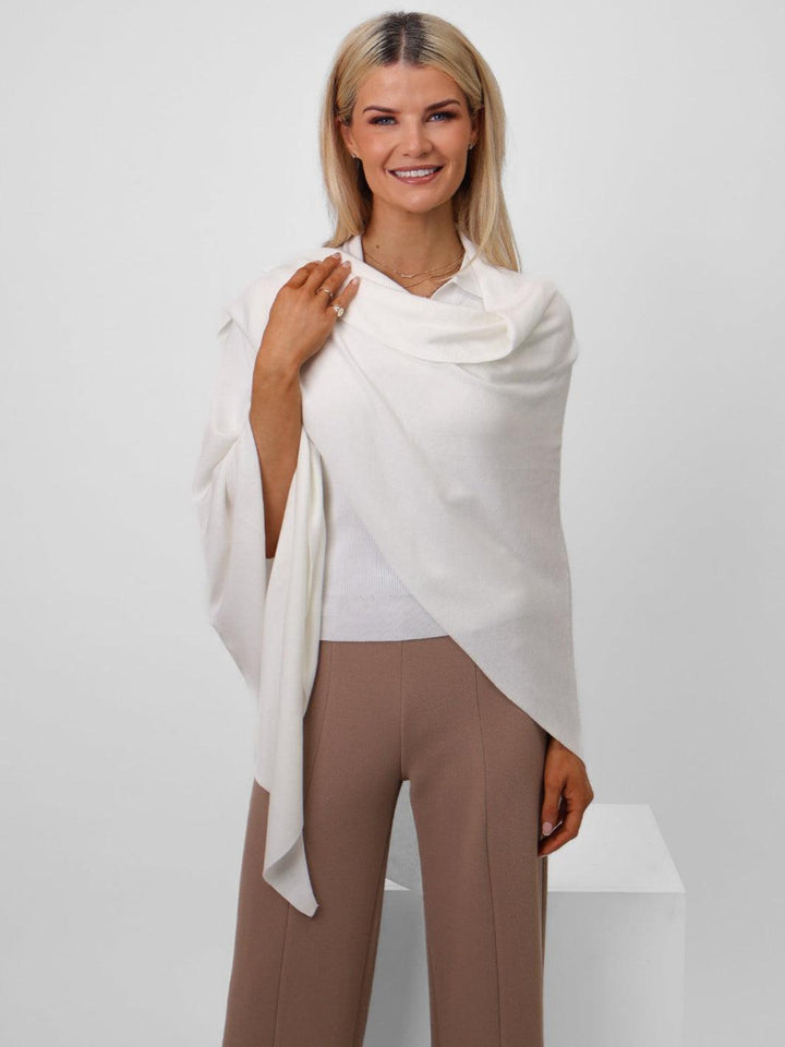 Kate & Pippa Sandi Wrap In White ( Pre-Order Dispatch 19/03 )-Nicola Ross