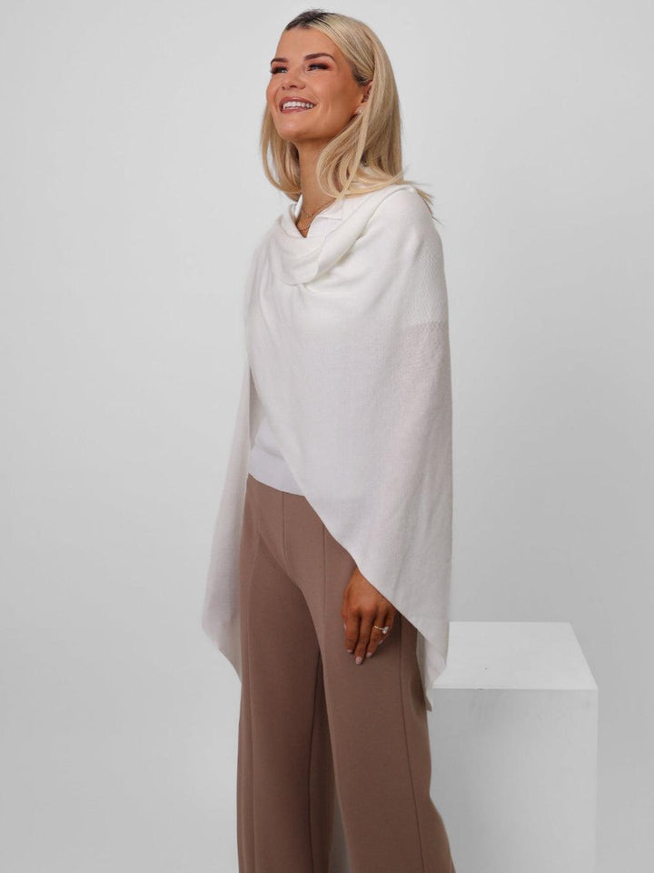 Kate & Pippa Sandi Wrap In White ( Pre-Order Dispatch 19/03 )-Nicola Ross