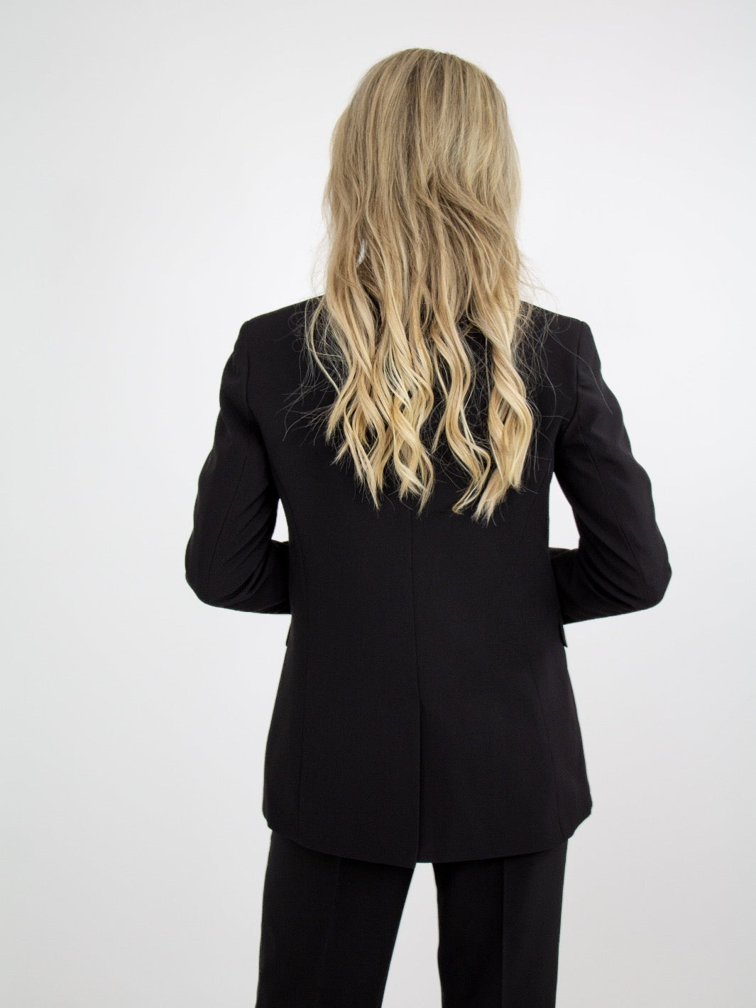 Kate & Pippa Sassari Blazer In Black-Nicola Ross