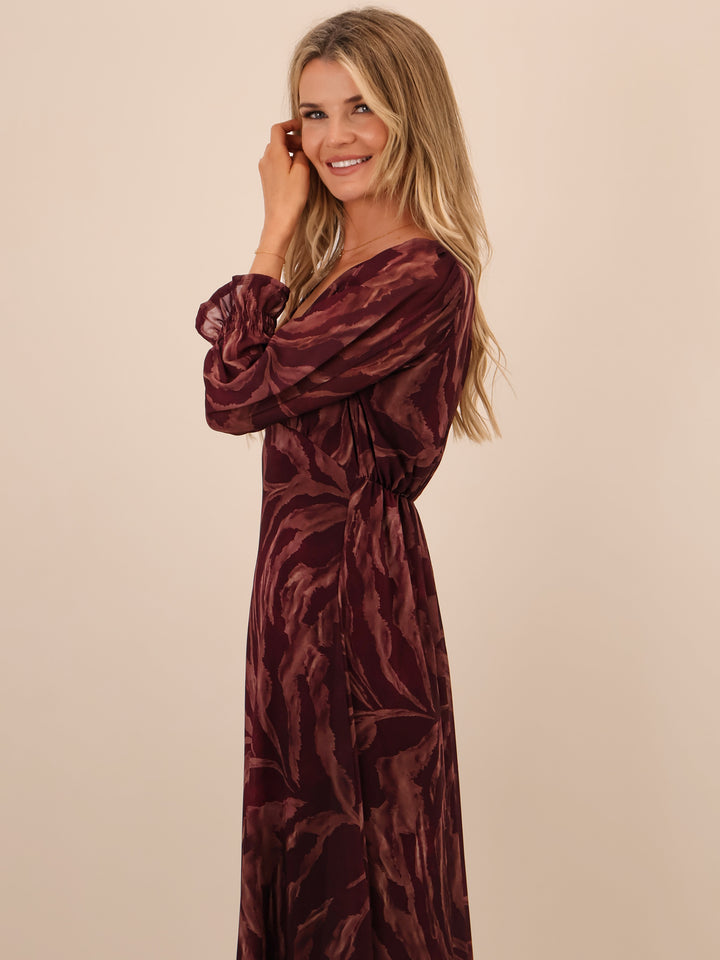 Kate & Pippa Streasa Midi Dress In Plum-Nicola Ross
