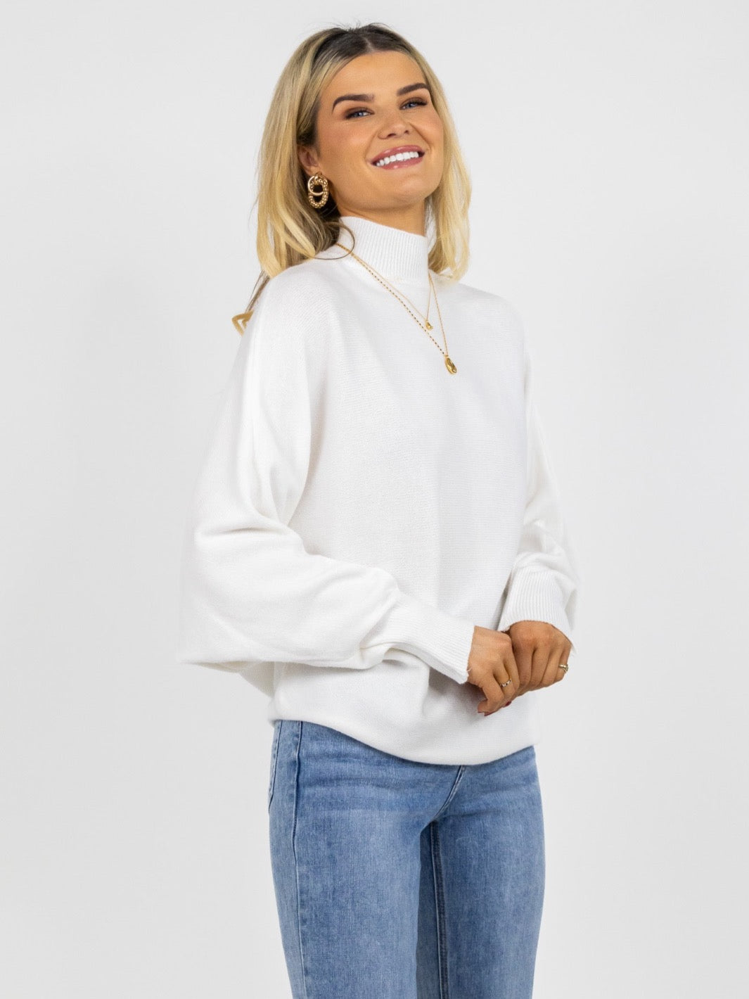Kate & Pippa Verona Knit Jumper In White-Nicola Ross