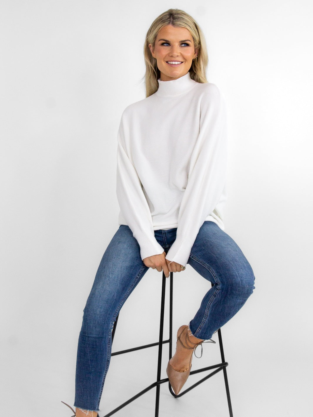Kate & Pippa Verona Knit Jumper In White-Nicola Ross