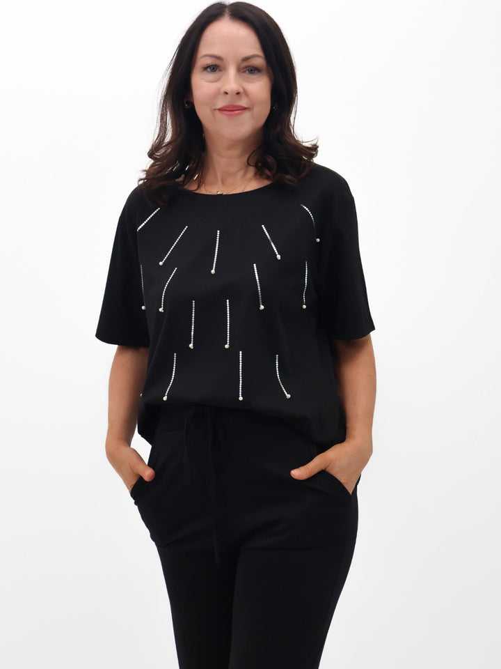 Lil Jen Daisy T-Shirt In Black-Nicola Ross