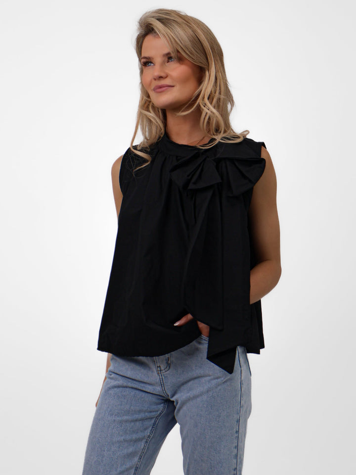 Lil Jen Molly Sleeveless Top In Black-Nicola Ross