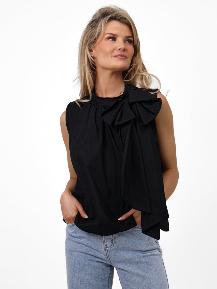 Lil Jen Molly Sleeveless Top In Black-Nicola Ross