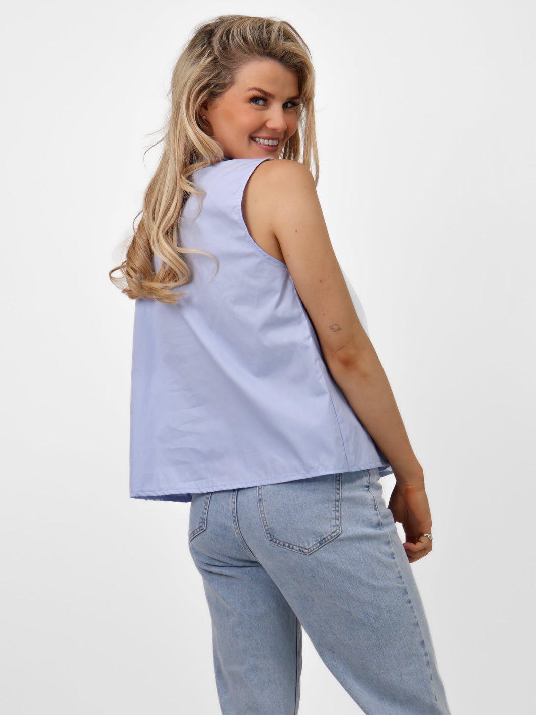 Lil Jen Molly Sleeveless Top In Blue-Nicola Ross