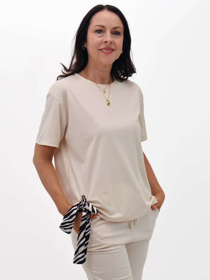 Lil Jen Robyn T-Shirt In Beige-Nicola Ross