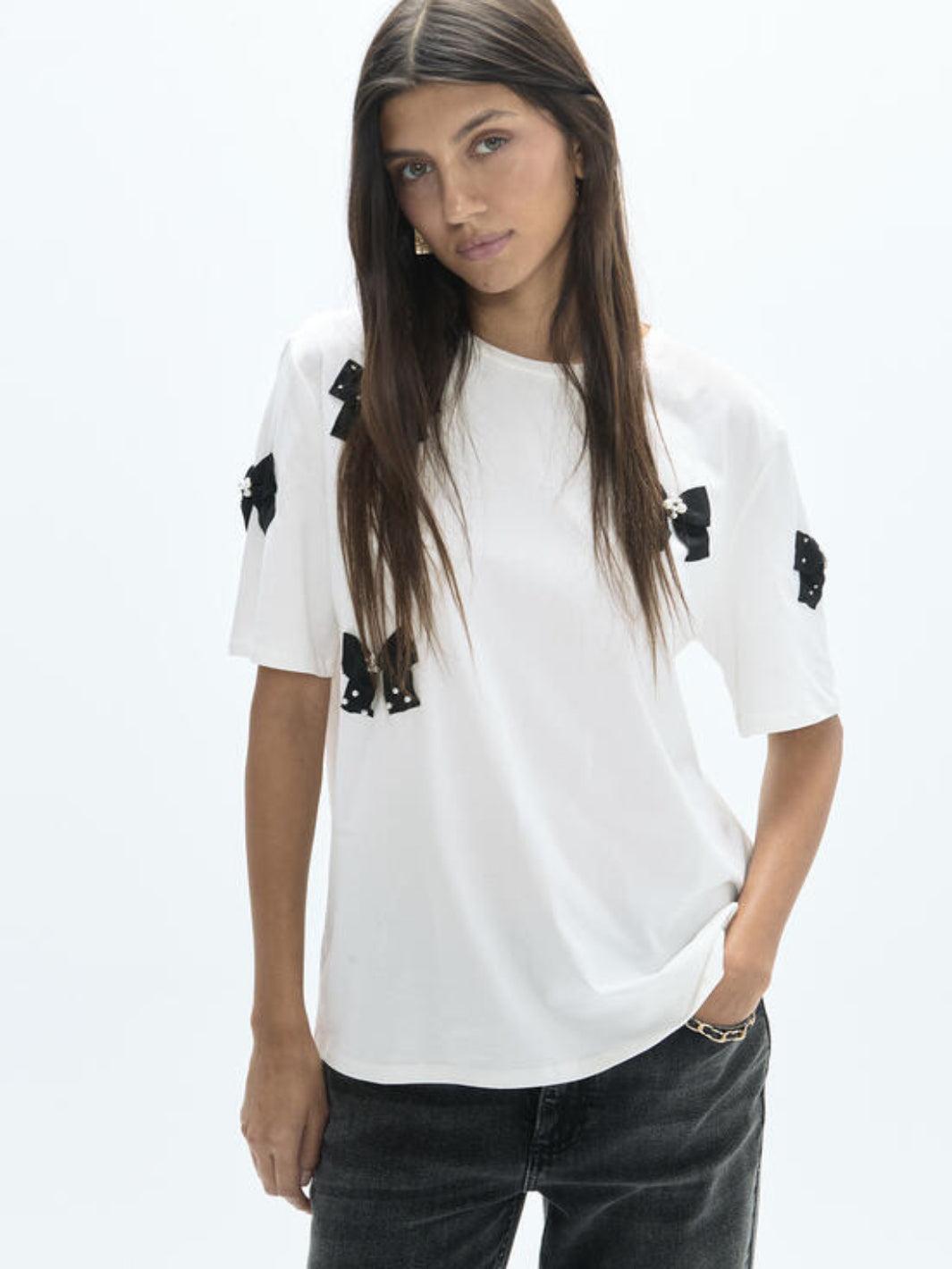 Lola Casademunt Bow Detail T-Shirt In White 2615042-Nicola Ross