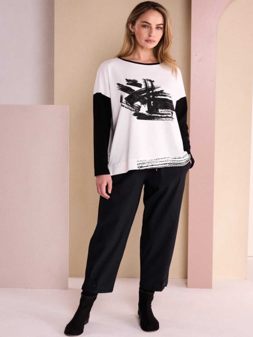Naya Drawstring Trousers in Black 26116