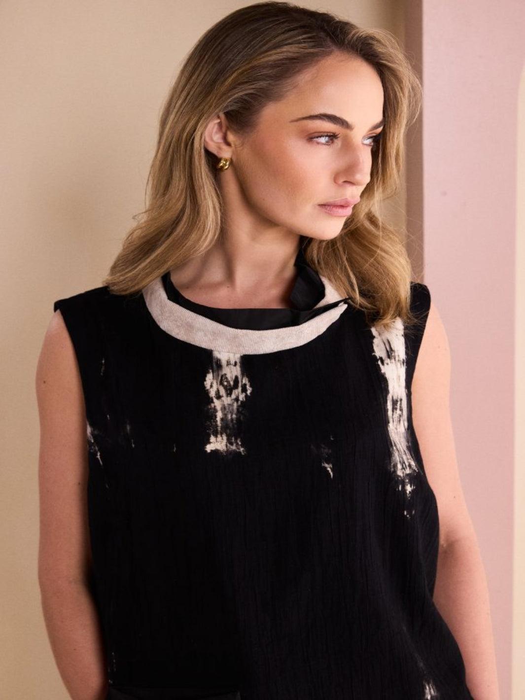 Naya Abstract Sleeveless Top In Black/Stone 26245-Nicola Ross