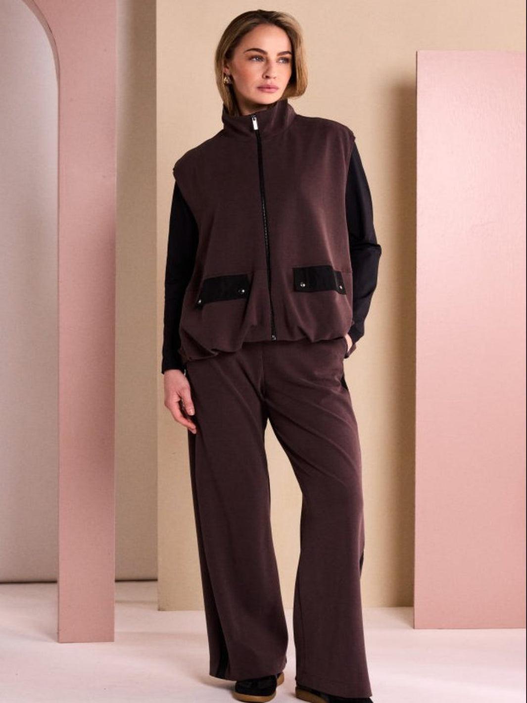 Naya Sleeveless Jacket In Black/Chocolate-Nicola Ross