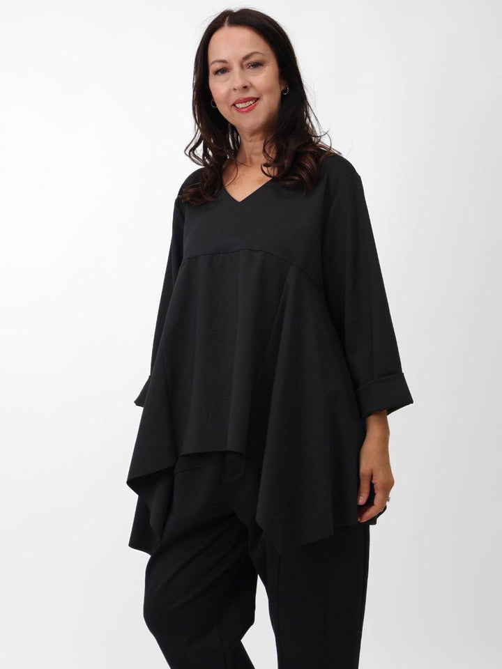 Niamh V Neck Top In Black-Nicola Ross