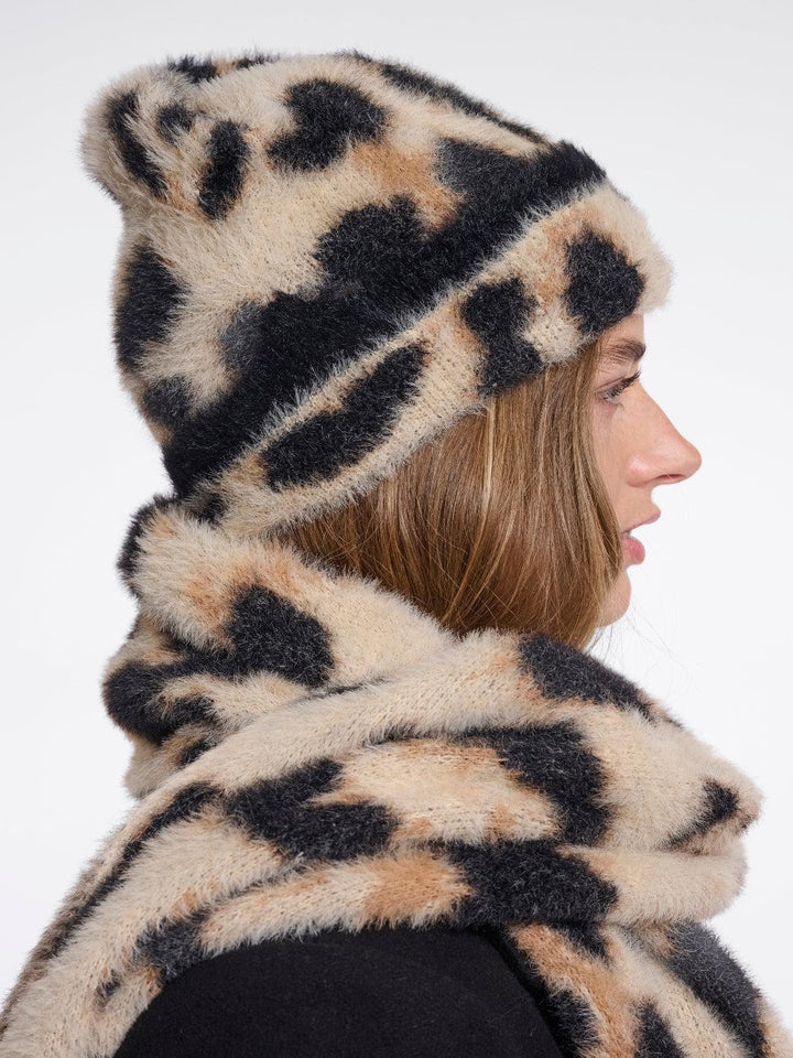 Rino & Pelle Raaza Hat In Leopard Print