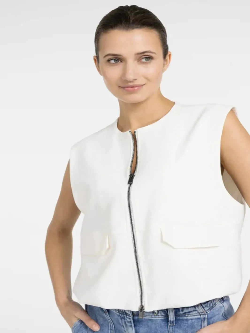 Yaya Sleeveless Zip Jacket in White 511051-Nicola Ross
